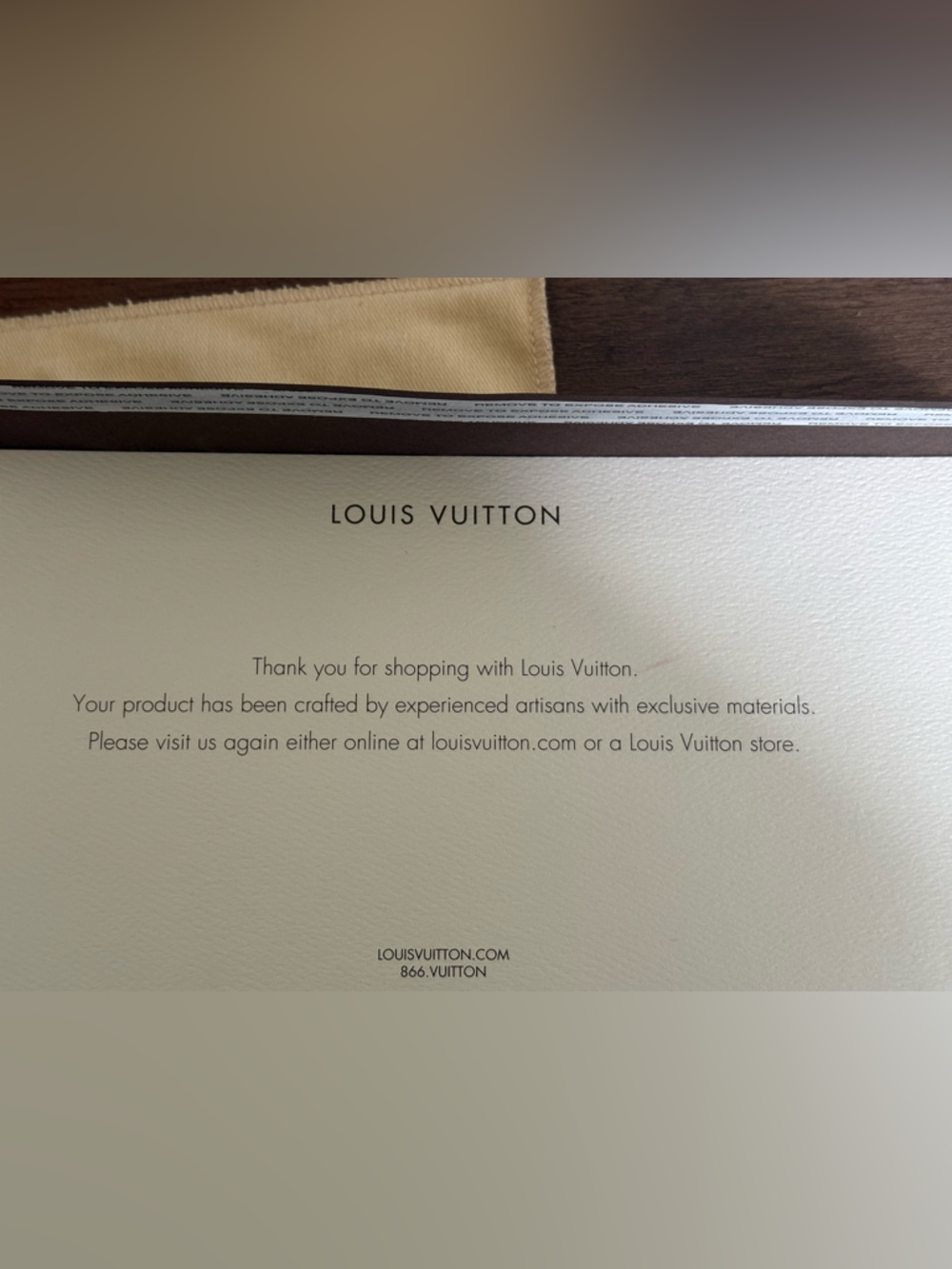 Louis Vuitton Mini Pochette Accessoires - Picture 9 of 15